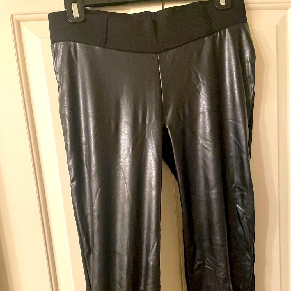 Seraphine maternity size 4 leggings